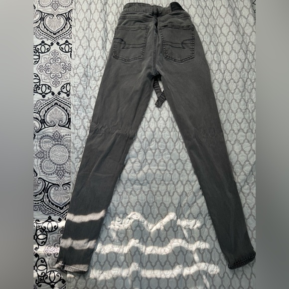 American Eagle Jeggings with Belt - Picture 3 of 5